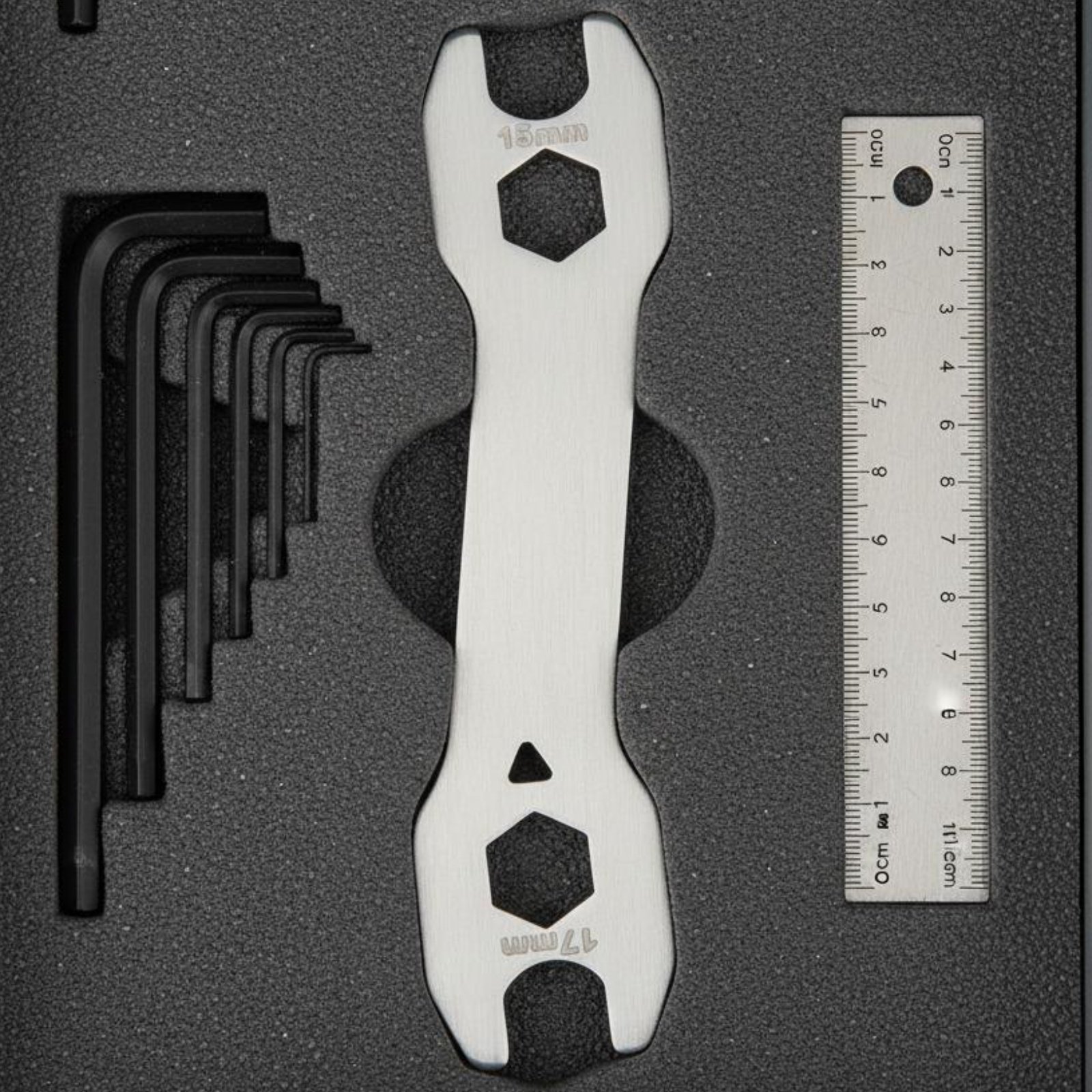 مفتاح ربط رفيع بتصميم نحيف مقا - مراجعة Design Tools Workshop وسعره